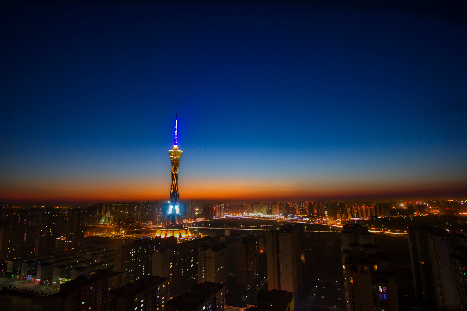 Leyu Sports (乐鱼体育)-王楚钦再次击败日本名将夺冠，王楚钦对战记录